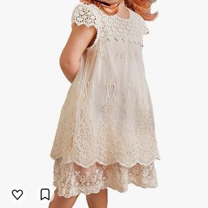 EUC White Vinatge Dress size 5